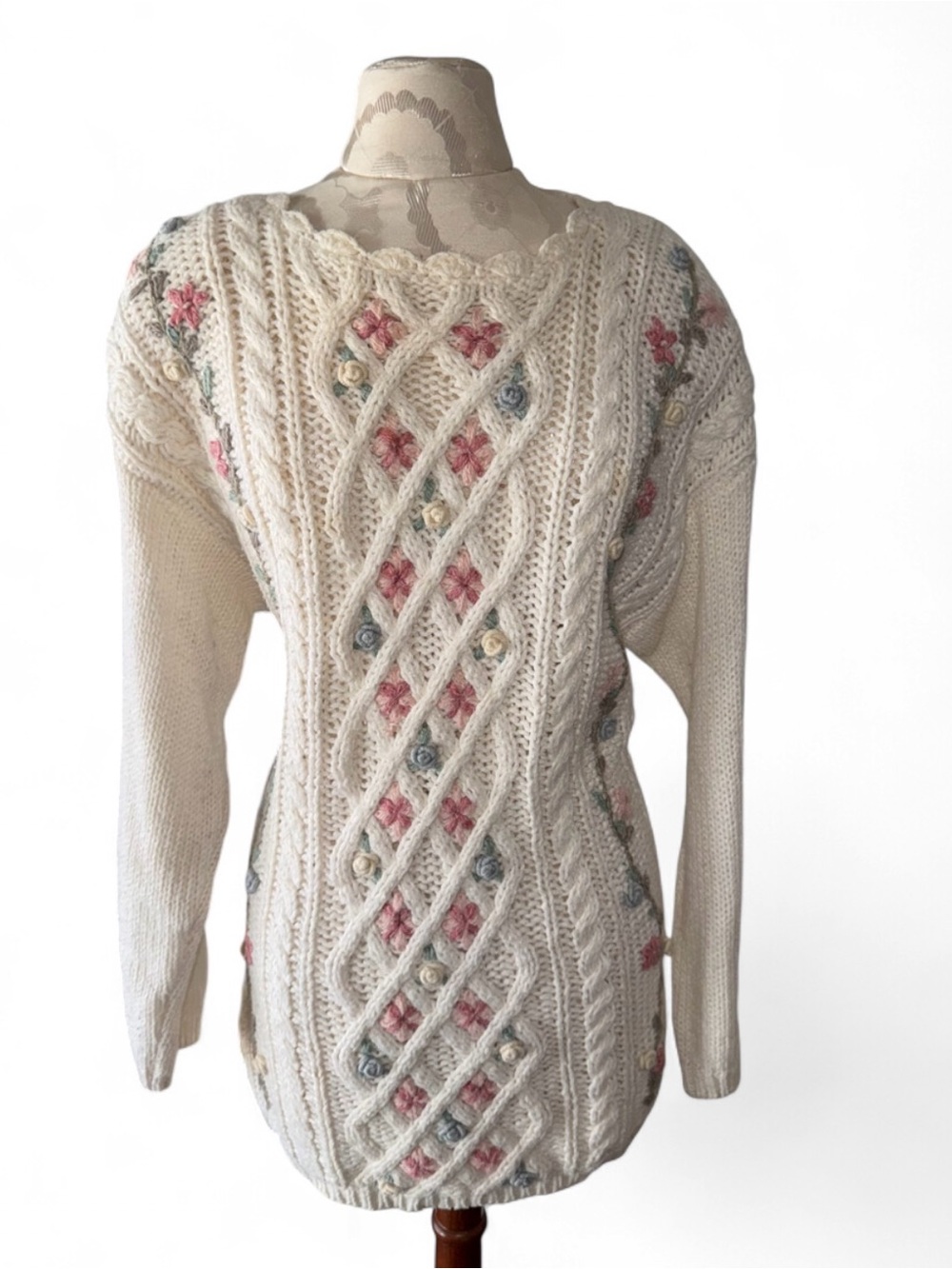 Vintage Shenanigans Cream Cable Knit 90s Grandma Floral Embroidered Sweater Top